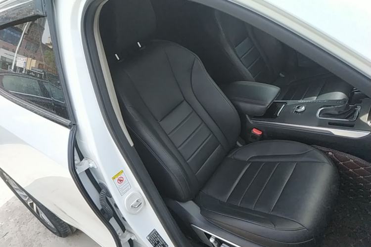 Used Wey VV5 2017 2.0T Ultra-Luxury Version Right Front Seat