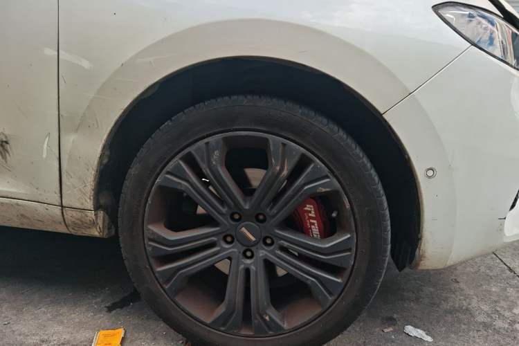 Used Wey VV5 2017 2.0T Flagship Edition Right Front Wheel Hub