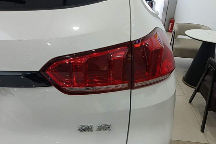 Used Wey VV5 2017 2.0T Flagship Edition Right Rear Taillight