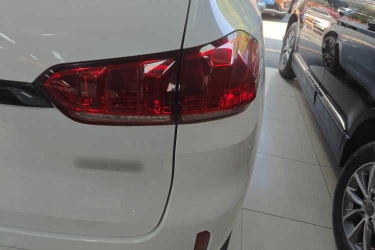 Used Wey VV5 2017 2.0T Flagship Edition Right Rear Taillight