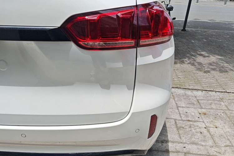Used Wey VV5 2017 2.0T Flagship Edition Right Rear Taillight