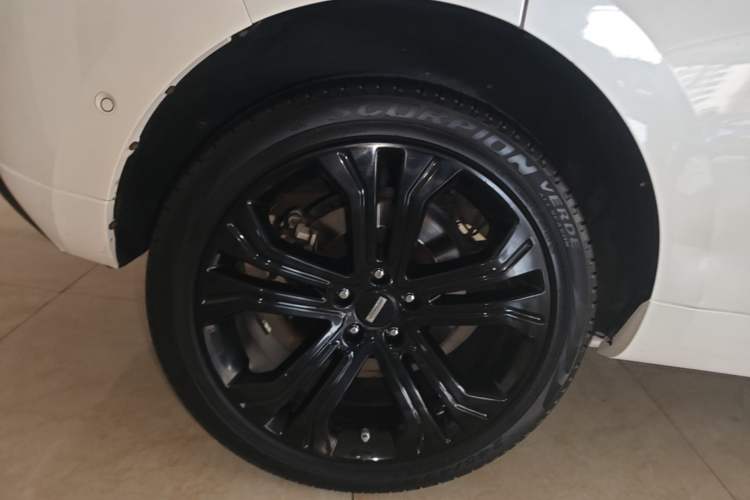 Used Wey VV5 2017 2.0T Flagship Edition Right Rear Wheel Hub