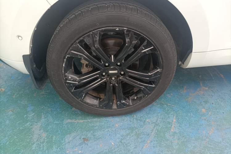 Used Wey VV5 2017 2.0T Flagship Edition Right Rear Wheel Hub