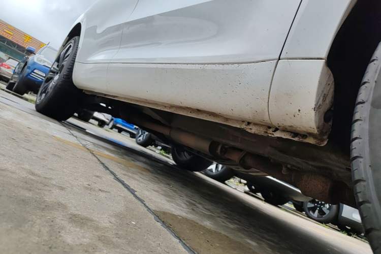 Used Wey VV5 2017 2.0T Flagship Edition Right Side Sill