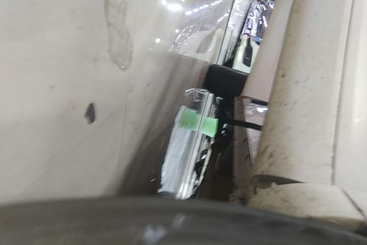 Used Wey VV5 2017 2.0T Flagship Edition Right Side Sill