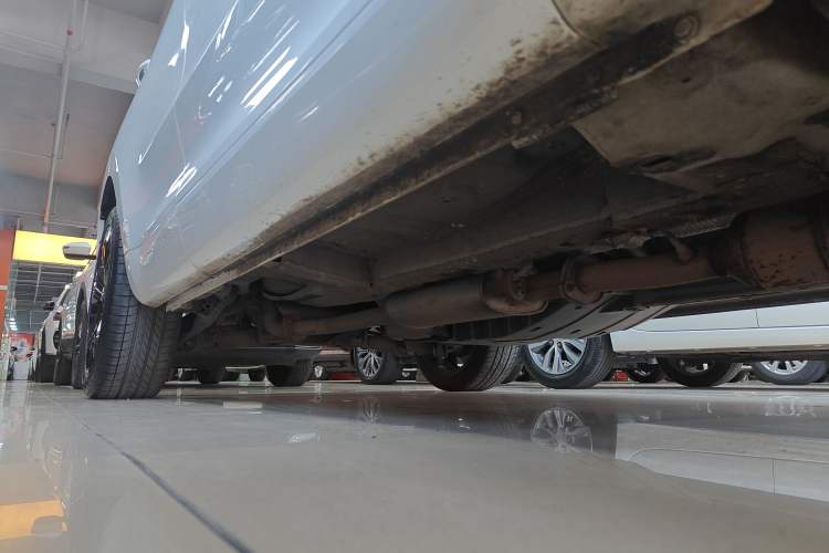 Used Wey VV5 2017 2.0T Flagship Edition Right Side Sill