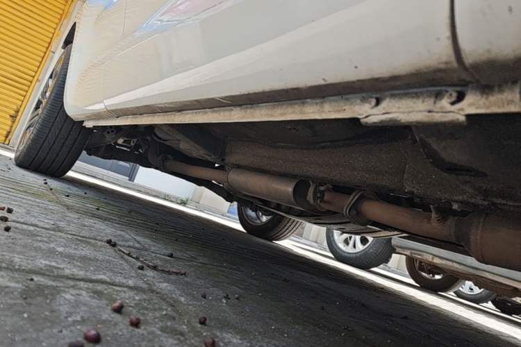 Used Wey VV5 2017 2.0T Flagship Edition Right Side Sill
