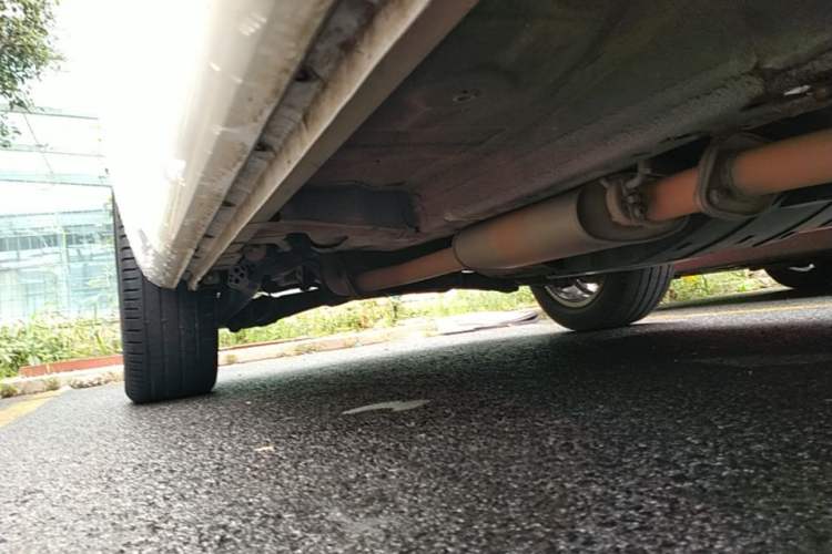 Used Wey VV5 2017 2.0T Ultra-Luxury Version Right Side Sill