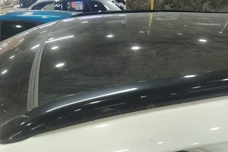 Used Wey VV5 2017 2.0T Flagship Edition Roof