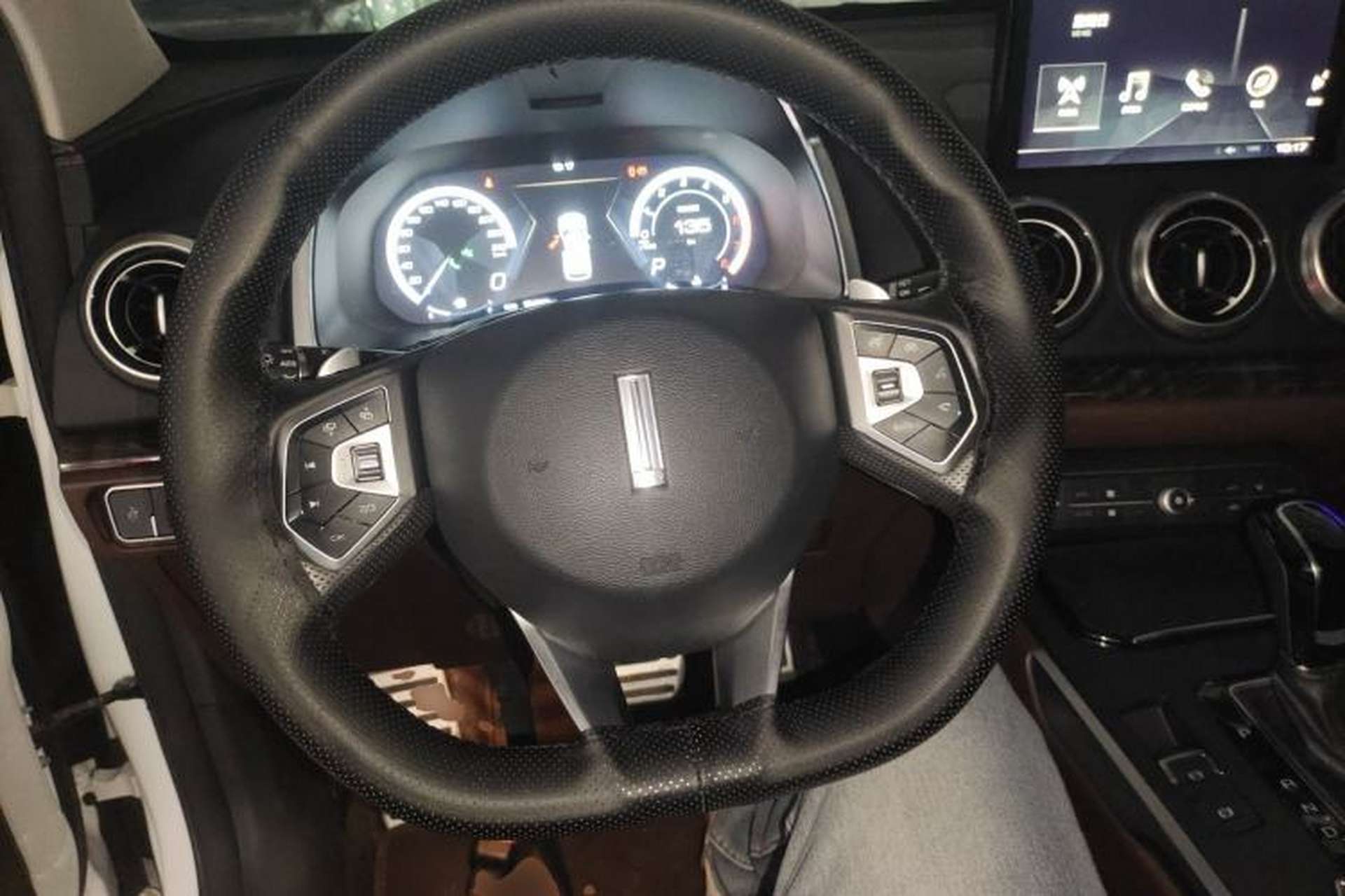 Used Wey VV5 2017 2.0T Flagship Edition Steering Wheel