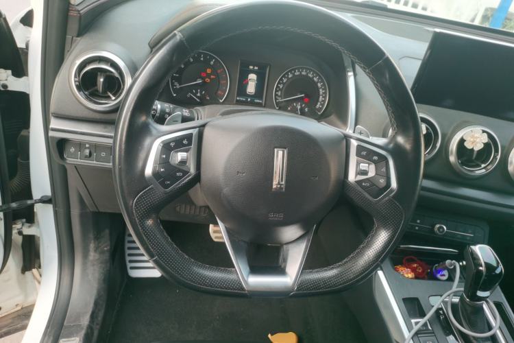 Used Wey VV5 2017 2.0T Ultra-Luxury Version Steering Wheel