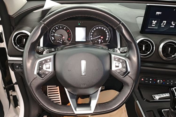 Used Wey VV5 2017 2.0T Ultra-Luxury Version Steering Wheel