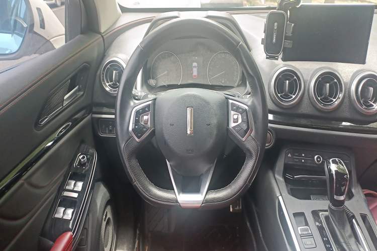 Used Wey VV5 2017 2.0T Ultra-Luxury Version Steering Wheel