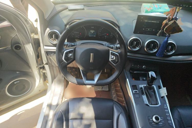 Used Wey VV5 2017 2.0T Ultra-Luxury Version Steering Wheel