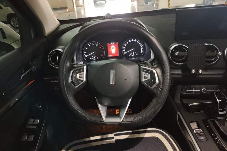 Used Wey VV5 2017 2.0T Ultra-Luxury Version Steering Wheel