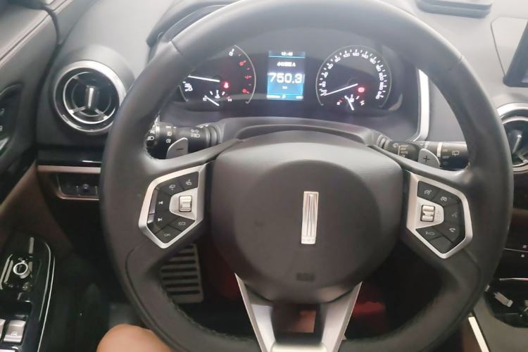 Used Wey VV5 2017 2.0T Ultra-Luxury Version Steering Wheel