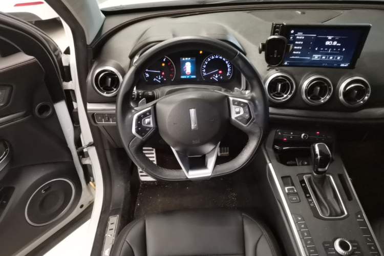 Used Wey VV5 2017 2.0T Ultra-Luxury Version Steering Wheel