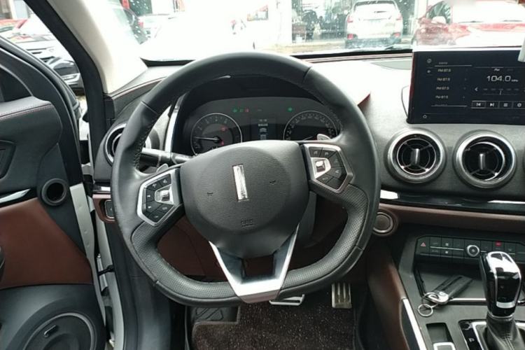 Used Wey VV5 2017 2.0T Ultra-Luxury Version Steering Wheel