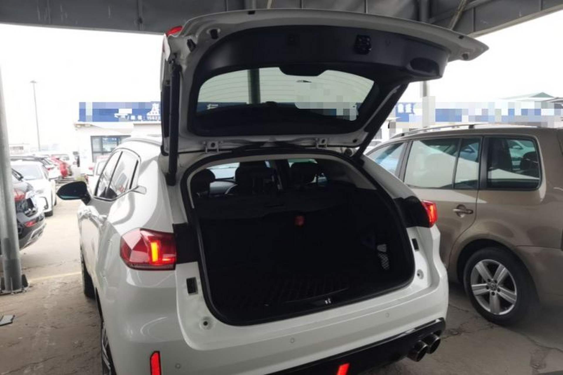 Used Wey VV5 2017 2.0T Flagship Edition Trunk