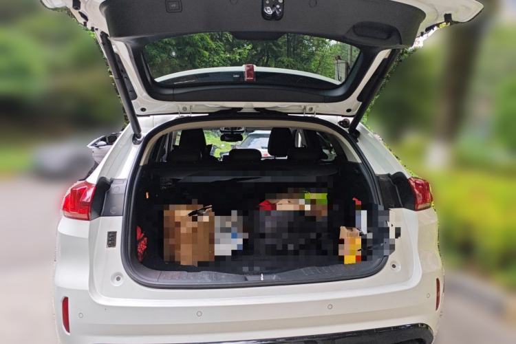 Used Wey VV5 2017 2.0T Ultra-Luxury Version Trunk