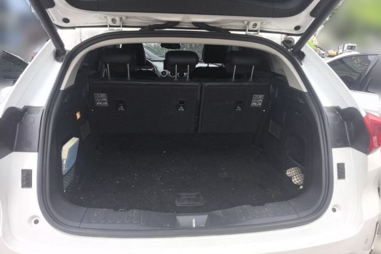Used Wey VV5 2017 2.0T Ultra-Luxury Version Trunk
