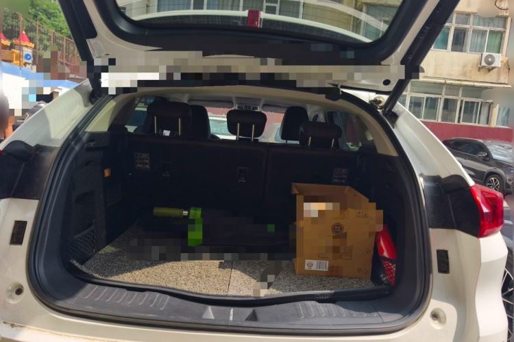 Used Wey VV5 2017 2.0T Ultra-Luxury Version Trunk