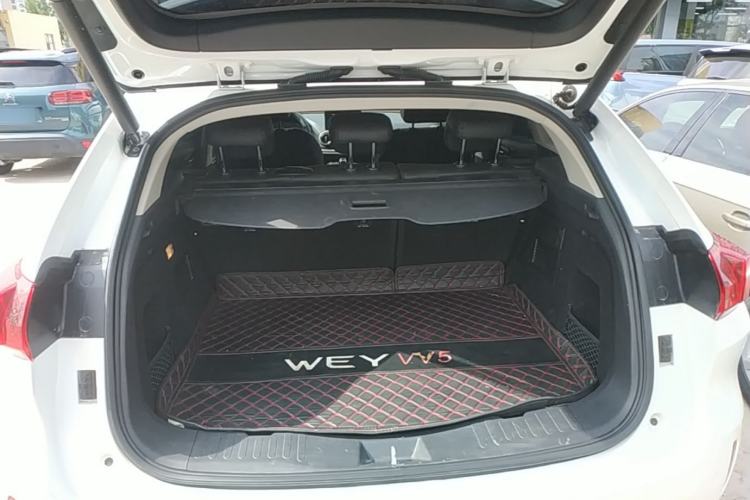 Used Wey VV5 2017 2.0T Ultra-Luxury Version Trunk