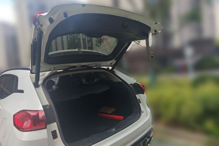 Used Wey VV5 2017 2.0T Ultra-Luxury Version Trunk