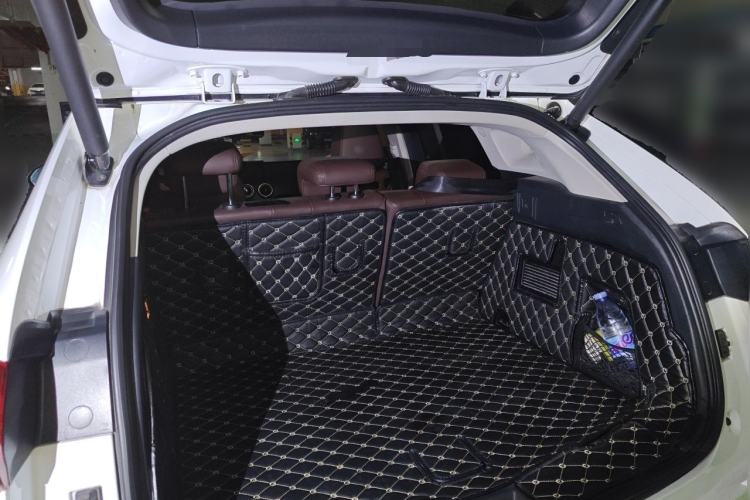 Used Wey VV5 2017 2.0T Flagship Edition Trunk