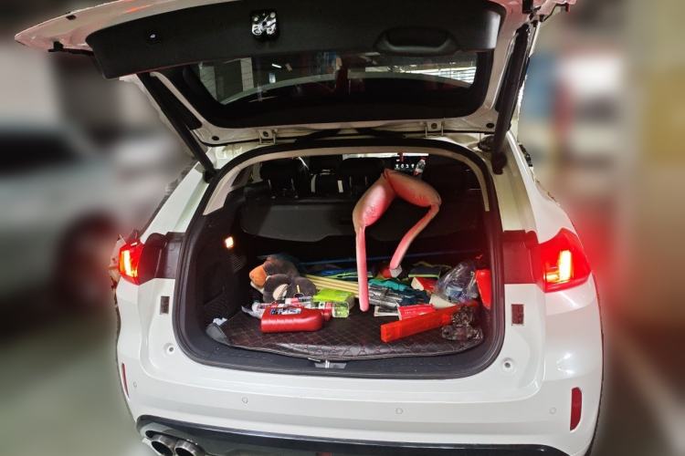 Used Wey VV5 2017 2.0T Ultra-Luxury Version Trunk