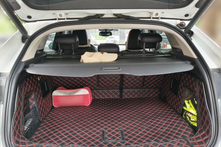 Used Wey VV5 2017 2.0T Flagship Edition Trunk