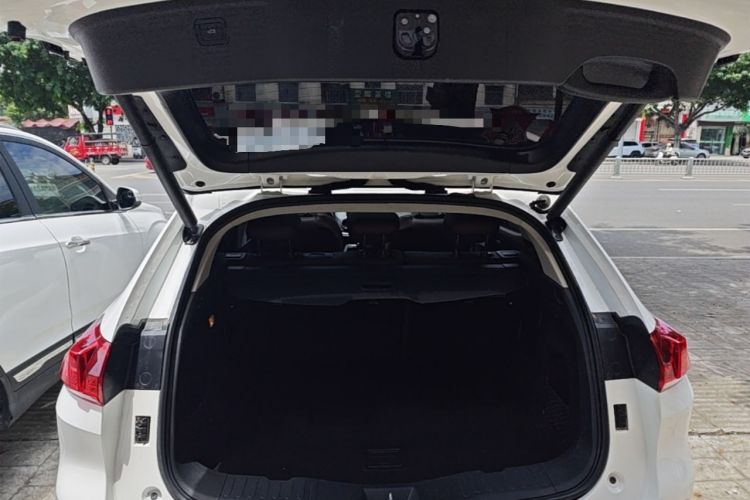 Used Wey VV5 2017 2.0T Flagship Edition Trunk
