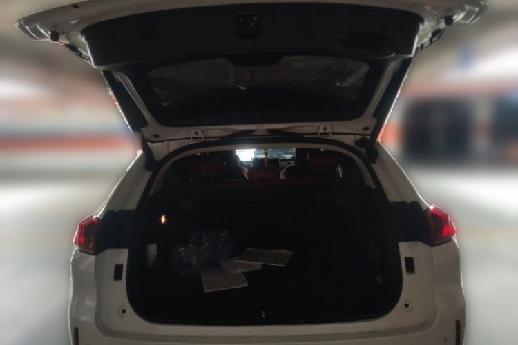 Used Wey VV5 2017 2.0T Ultra-Luxury Version Trunk