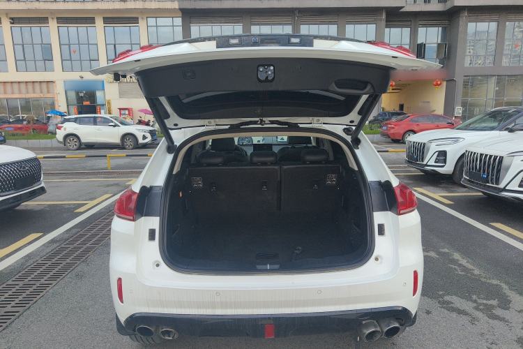 Used Wey VV5 2017 2.0T Ultra-Luxury Version Trunk
