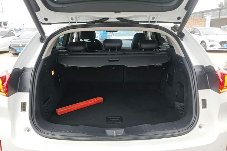 Used Wey VV5 2017 2.0T Flagship Edition Trunk