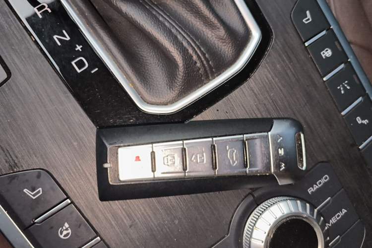 Used Wey VV5 2017 2.0T Flagship Edition Vehicle Key
