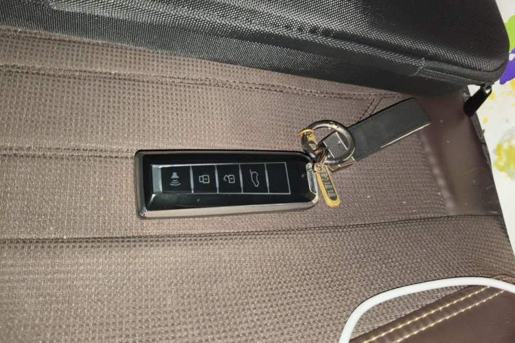 Used Wey VV5 2017 2.0T Flagship Edition Vehicle Key