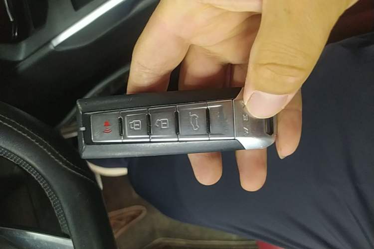 Used Wey VV5 2017 2.0T Flagship Edition Vehicle Key