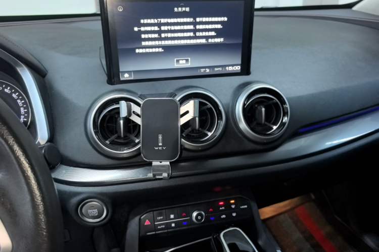 Used Wey VV5 2019 2.0T Two-Wheel-Drive Ultimate Edition Audio And AC Panel