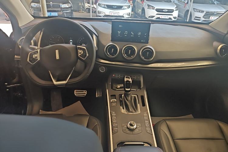 Used Wey VV5 2019 Upgraded Model 2.0T Two-Wheel Drive Ultra-Luxury Version China V Standard Center Console