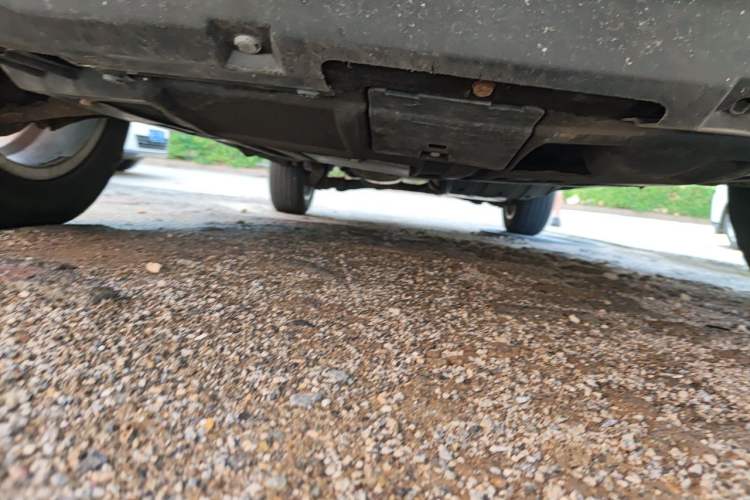 Used Wey VV5 2019 1.5T Two-Wheel Drive Color Pioneer Chassis Front