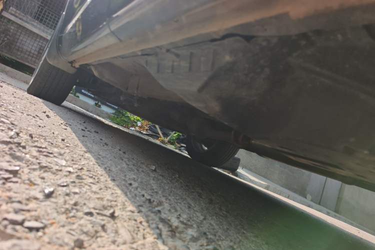 Used Wey VV5 2019 1.5T Two-Wheel Drive Smart Pioneer Chassis Rear Left