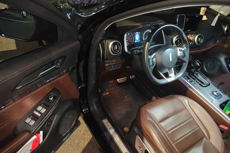 Used Wey VV5 2019 Upgraded Model 2.0T Two-Wheel Drive Ultra-Luxury Version China VI Standard Driver Seat