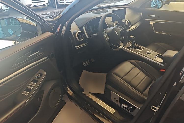 Used Wey VV5 2019 Upgraded Model 2.0T Two-Wheel Drive Ultra-Luxury Version China V Standard Driver Seat