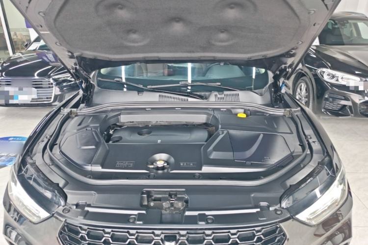 Used Wey VV5 2019 Upgraded Model 2.0T Two-Wheel Drive Ultra-Luxury Version China V Standard Engine Bay