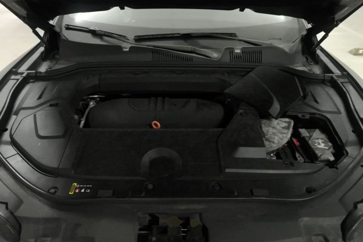 Used Wey VV5 2019 1.5T Two-Wheel Drive Color Pioneer Engine Bay