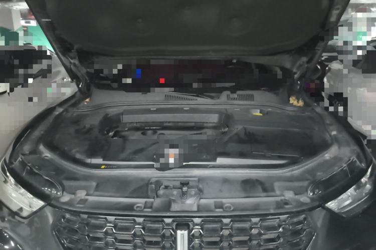 Used Wey VV5 2019 Upgraded Model 2.0T Two-Wheel Drive Ultra-Luxury Version China V Standard Engine Bay