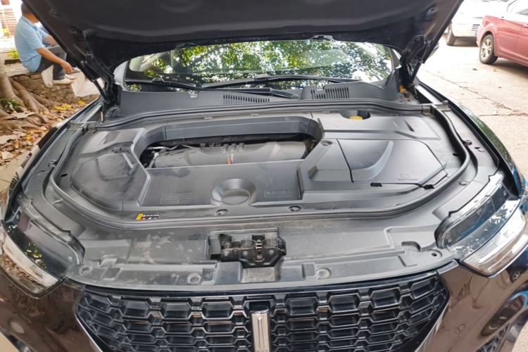 Used Wey VV5 2019 1.5T Two-Wheel Drive Color Pioneer Engine Bay