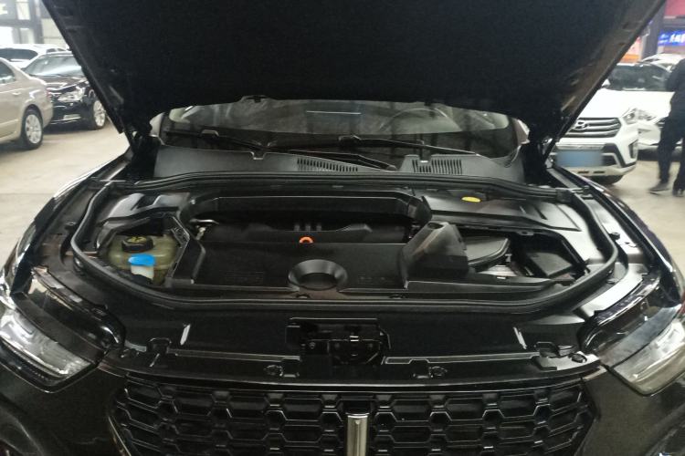 Used Wey VV5 2019 1.5T Two-Wheel Drive Color Pioneer Engine Bay