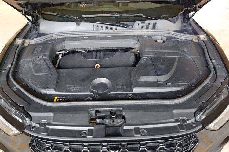 Used Wey VV5 2019 1.5T Two-Wheel Drive Color Pioneer Engine Bay
